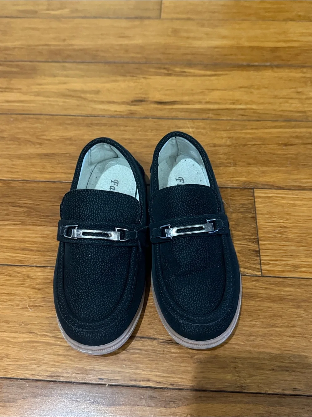 Kids Black Slip-On Dress Loafers size 11.5